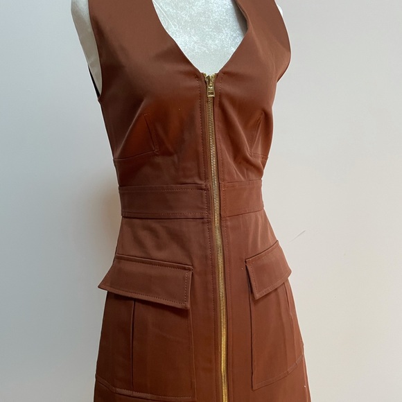 Diane von Furstenberg sleeveless zip-front belted dress - Picture 6 of 8